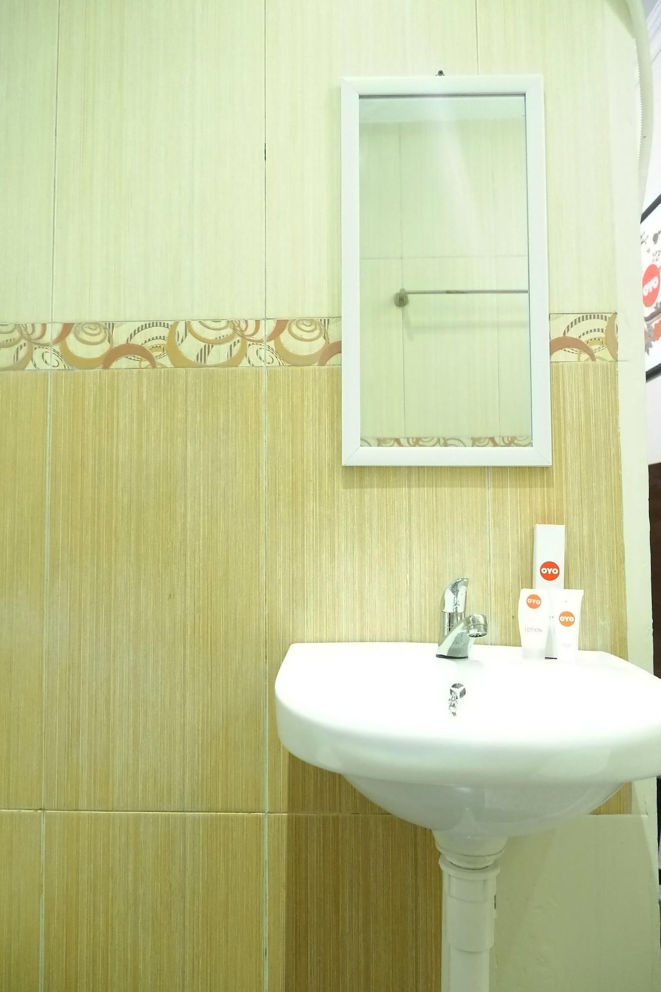 Koolkost Near Stadion Maguwoharjo Salakan Ngoại thất bức ảnh