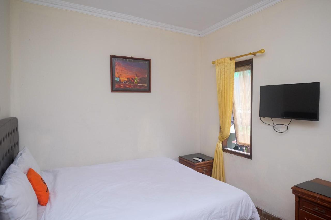 Koolkost Near Stadion Maguwoharjo Salakan Ngoại thất bức ảnh