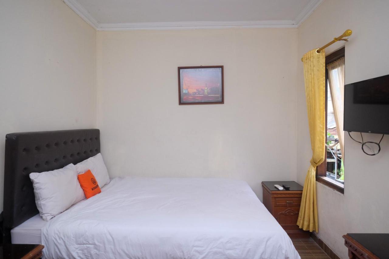 Koolkost Near Stadion Maguwoharjo Salakan Ngoại thất bức ảnh